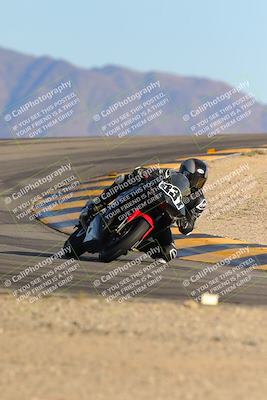 media/Dec-10-2023-SoCal Trackdays (Sun) [[0ce70f5433]]/Turn 12 (2pm)/